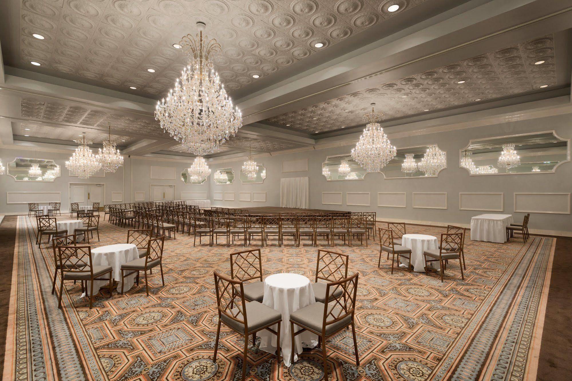 Hilton Garden Inn Oakbrook Terrace Ngoại thất bức ảnh